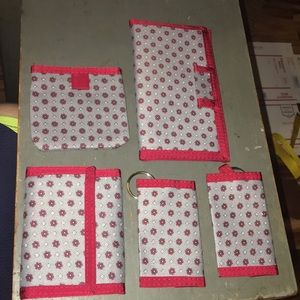 Red Flower Wallet Set W Matching Items Grey